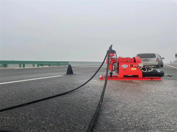 榆中马路路基路面开裂下沉注浆加固灌浆